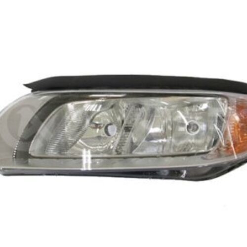 Far Volvo XC70 45485